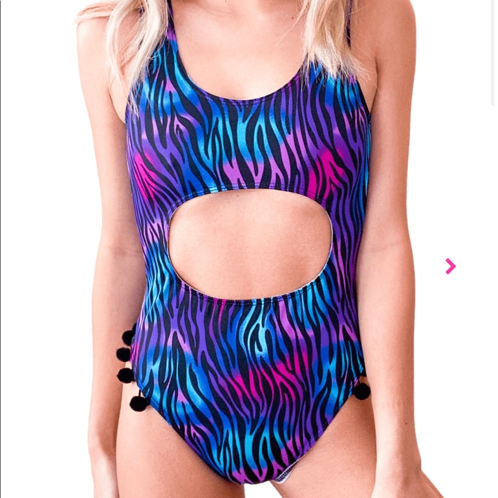 Raveafterrave Wildlife VIP bodysuit